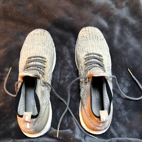 Adidas Ultraboost All terrain (Size 10.5) - Picture 2 of 5